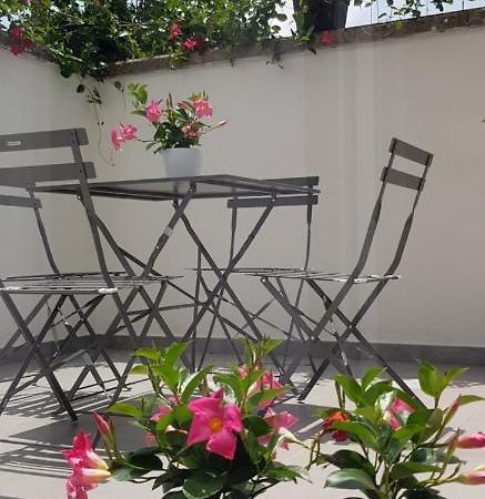 Il Cortile Segreto - Con Parcheggio Privato Apartment Lecce Exterior foto