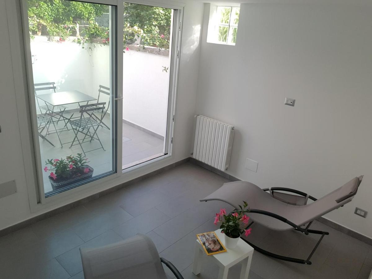 Il Cortile Segreto - Con Parcheggio Privato Apartment Lecce Exterior foto
